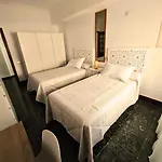Ronda Suite, Parking Gratuito Cercano Sevilla