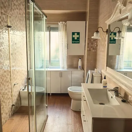 Ronda Suite, Parking Gratuito Cercano Lejlighed